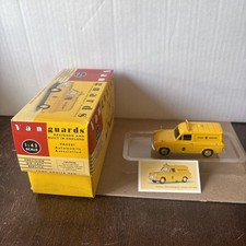 Vanguards 1:43 - Ford Anglia Van - Automobile Association / AA (VA4001)