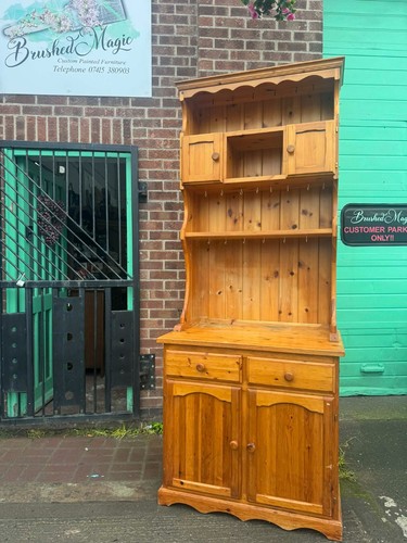 Vintage small tall - pine, welsh