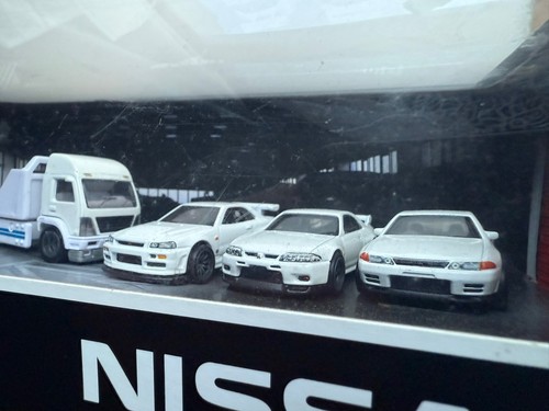 Hot wheels nissan skyline - wheels, x2