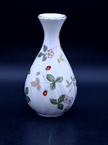 Wedgwood wild strawberry - wild,