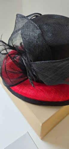 Hat gwyther snoxells - hat,