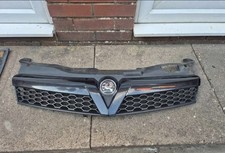 Astra Mk5 VXR Top Grill