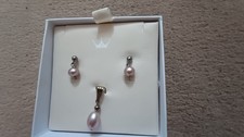Isle of Wight Pearl gift set