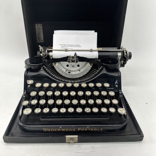 1930 underwood portable - 1930's,
