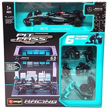 Burago 1/43 Scale 18-38452 - Mercedes F1W15 Pit Pass Diorama 2024 G. Russell