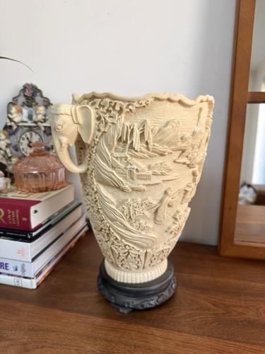 Asian scenic relief resin - relief,