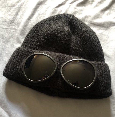 Company goggle beanie black - cp,