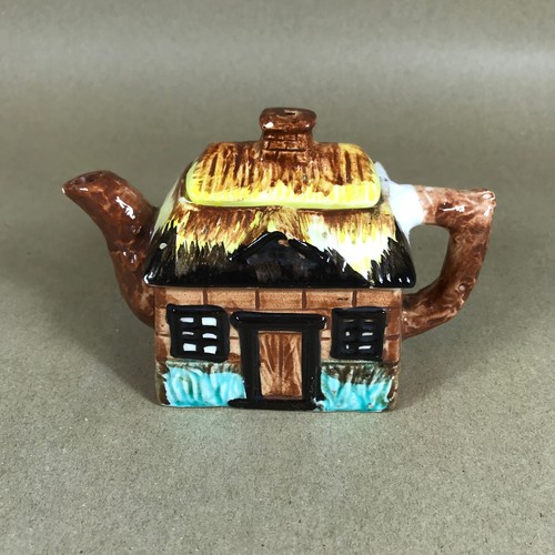 Vintage small cottage ware - small,