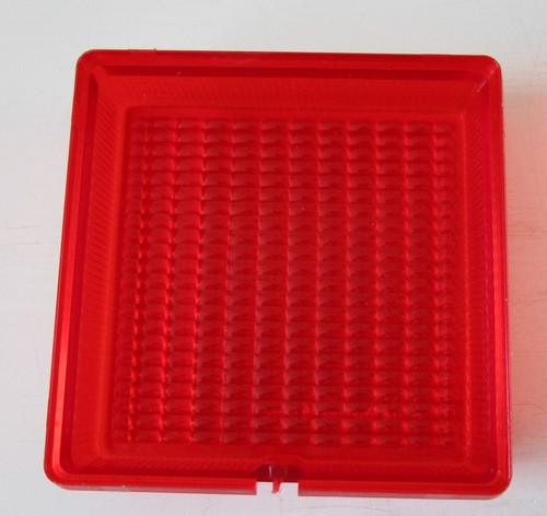 Square red fog light - red,