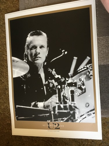 Band drummer larry mullen - band,