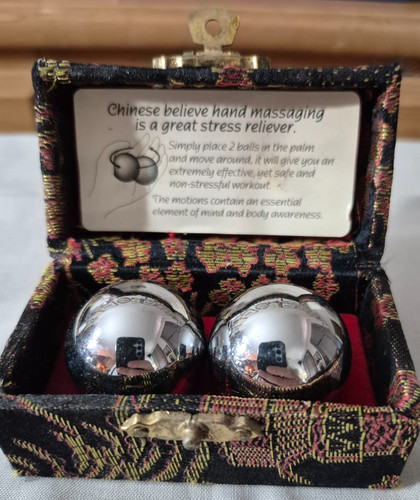 Chinese baoding balls hand - chinese,