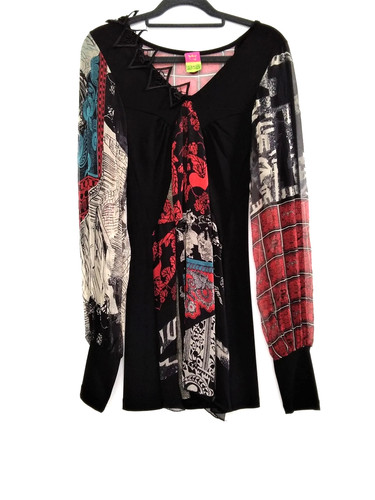 Save the queen vintage top - the,