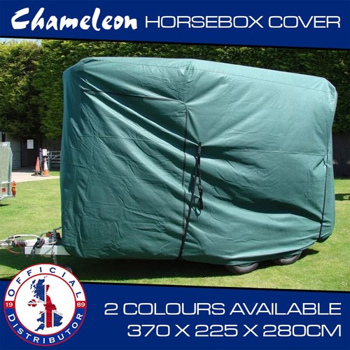 Horse box trailer tow - horse,
