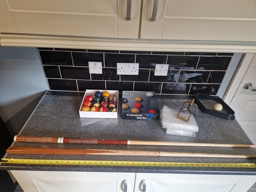 Snooker pool lot including - snooker/pool,
