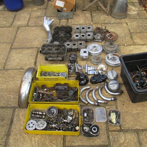 Kawasaki kh250 job lot