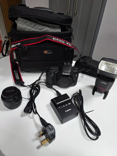 Canon eos camera - camera, dslr