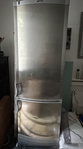 Smeg fridge freezer - smeg,