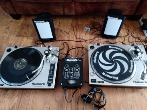 Numark 1510 decks - tt-1510,