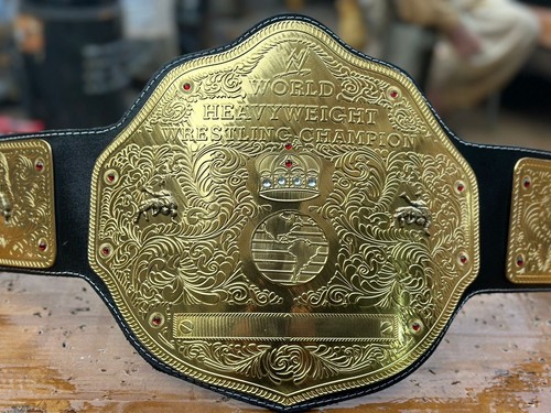 Big gold heavyweight - big,