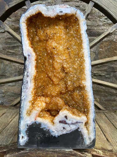 Citrine geode 356 crystal - citrine,