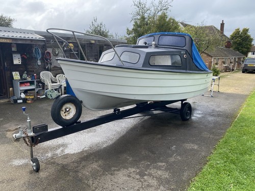 Marland marine day boat - 17’,
