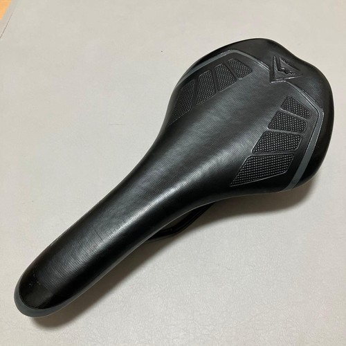 Merida genuine saddle - saddle, black