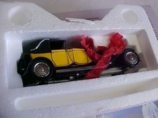 1931 Bugatti Royale Berline 007 Yellow Black Franklin Mint 1:43 scale