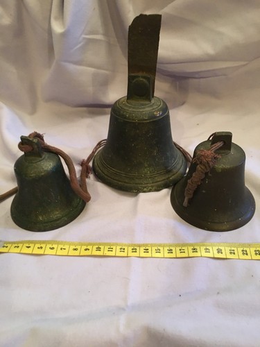 Antique vintage metal cow - x,