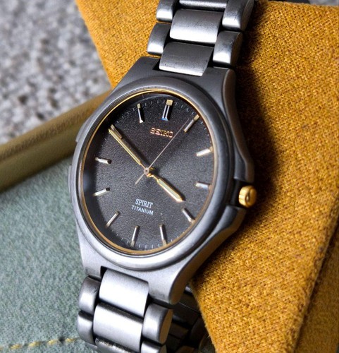 Seiko spirit 7n01 7100 quartz - spirit, 7n01-7100