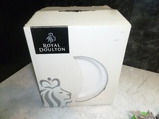 ROYAL DOULTON WHITE FLUTTER 20 PIECE 4 SEAT DINNER SET BNIB NEW