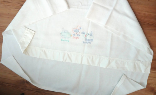 Vintage white embroidered - white,