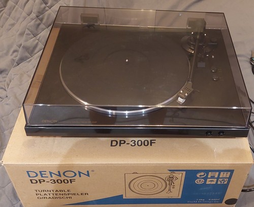 Denon 300f black turntable - denon,