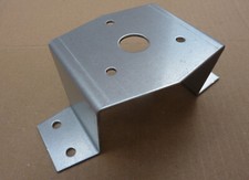 Land Rover Series Mounting Bracket for 7 Pin Trailer Socket 562724 Galvanised