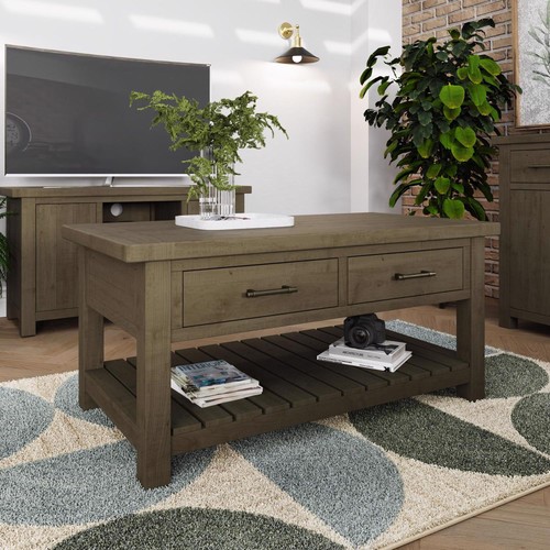 Reclaimed pine coffee - pine, table