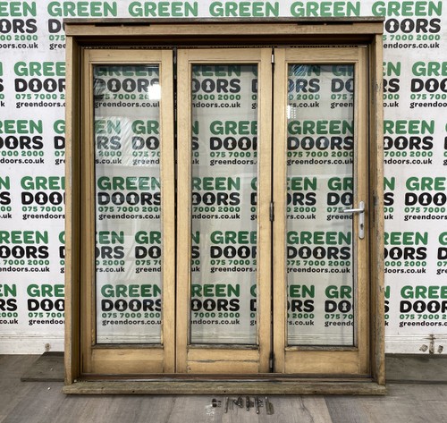 Narrow wooden bifolding - wooden, doors