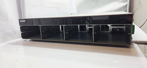Qnap 859u bay - qnap, ts-859u+