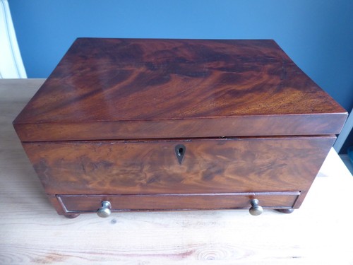 Large victorian flame mahogany - large,