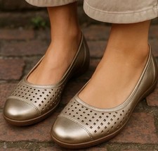 Loretta Gold Leather Ballet Flats Size 8/41 Hand  made Orthopedic Comfort