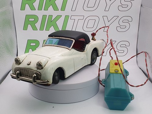 Triumph tr3 bandai white - 1/20,