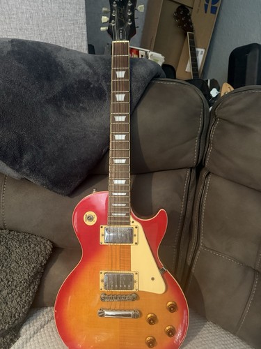 Epiphone gibson cherry - gibson,