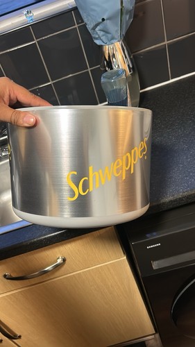 Ice bucket - ice,