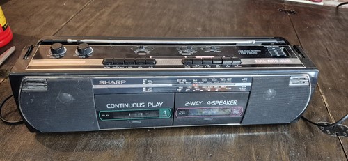 This vintage sharp wq - is,