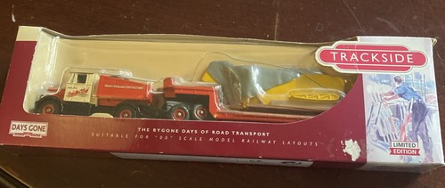 Lledo trackside scale - 1:76,