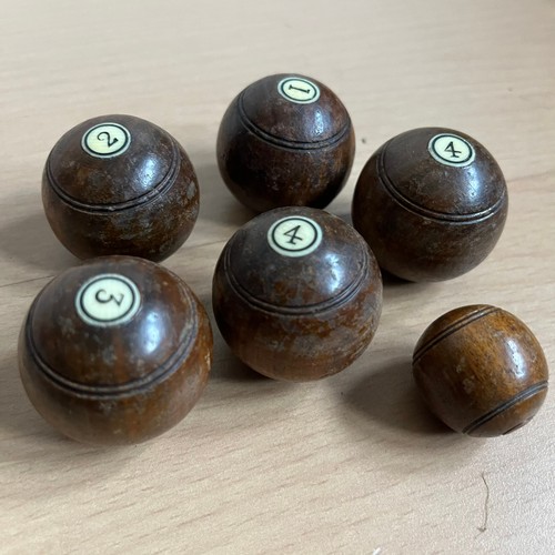 Vintage wooden carpet bowls - vintage,