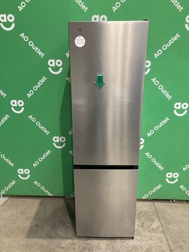 Freestanding fridge freezer - freestanding,