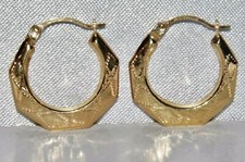 9CT YELLOW GOLD DETAILED
