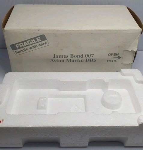 Danbury mint aston - danbury,