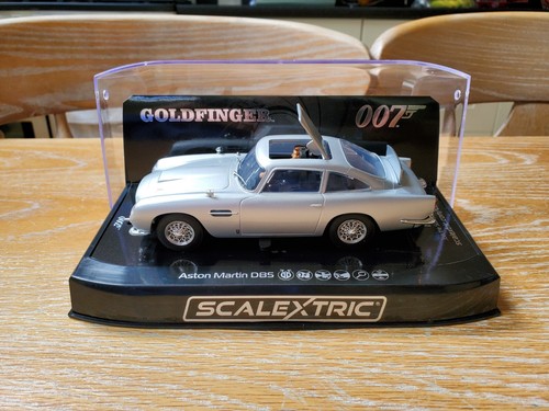 New scalextric c4436 james - scalextric,