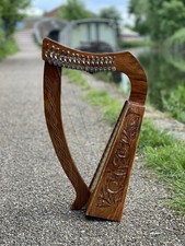 15 Stings Lever Harp Hand