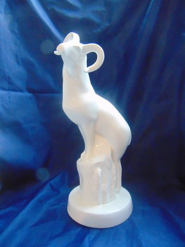 Royal doulton capricorn hn3523 - royal,